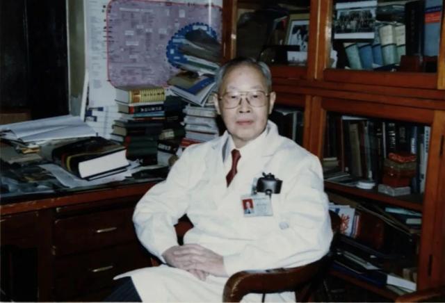 夜读 · 砺剑悦读者 | 《医者仁心》:走近中国医学界闪耀的群星