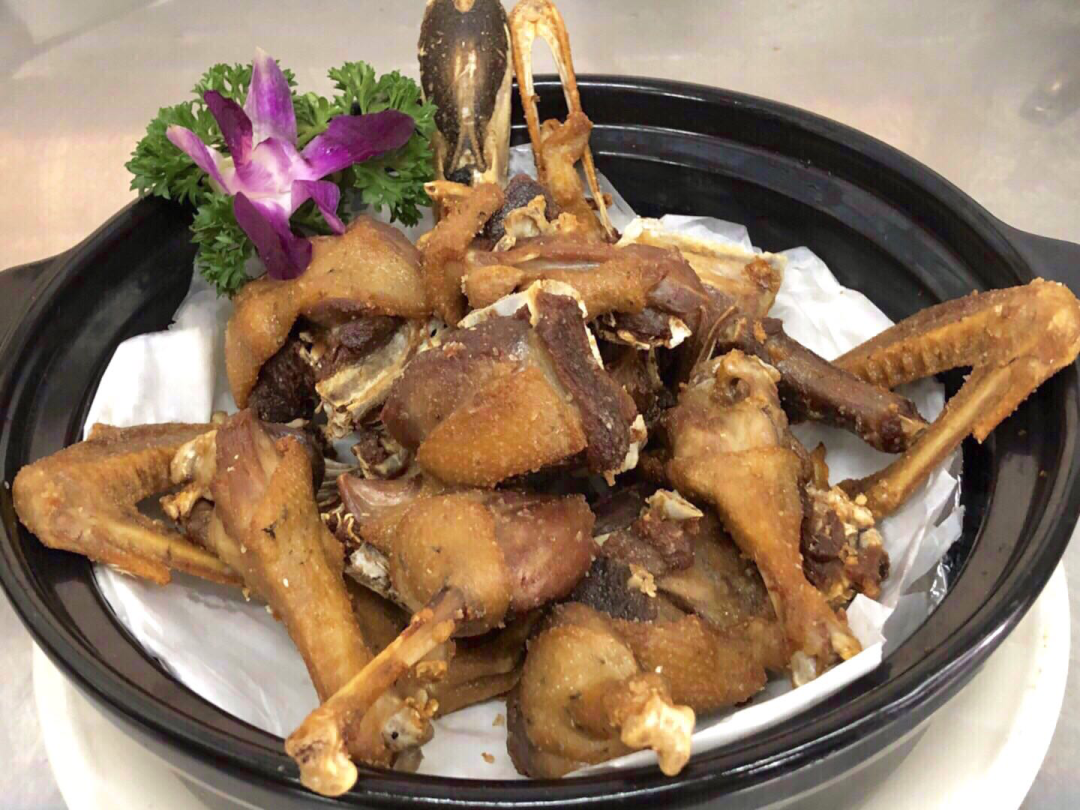 数量: 00份 福利:炭烤扇骨   悦隆庄酒家