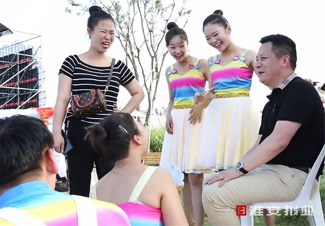 ��ģ����ح�ɽ��ࣺ��ī����д����