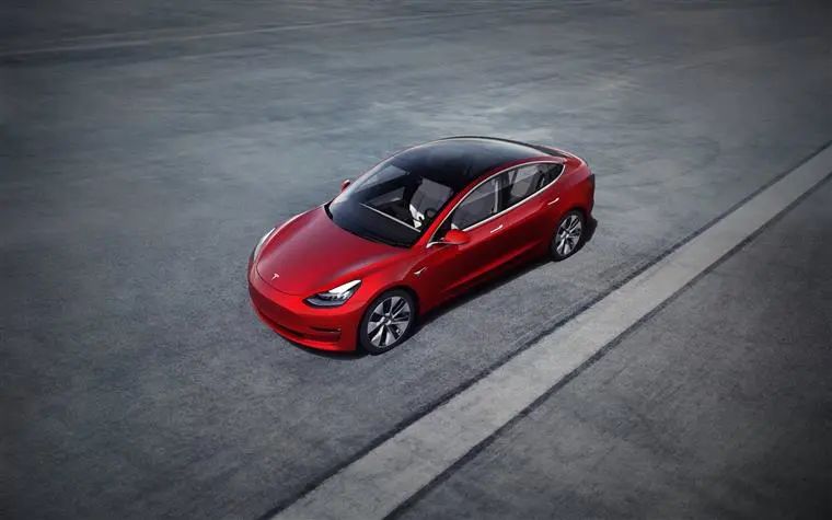 续航700km的Model 3要来了?特斯拉又给用户出难题!