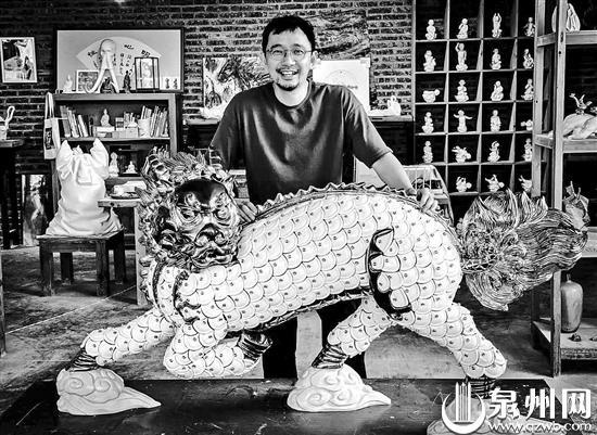 泥与火的艺术 德化当代陶瓷艺术展开展