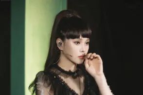 她是靠秀恩爱洗白最成功的女明星吧?