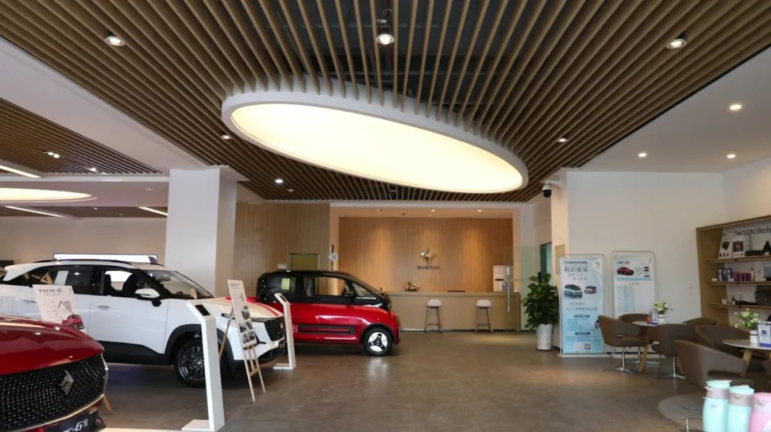 职校探校:这所职校不一样!开设4S店、酒店,只为给学生实习