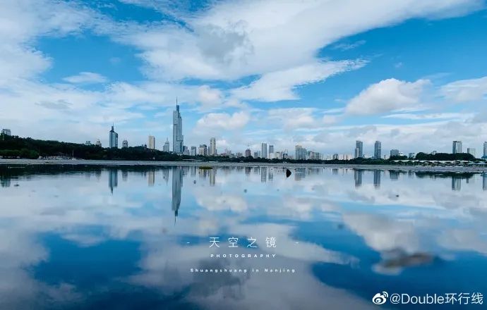 今天,大蓝鲸的绝美天空,刷屏朋友圈!