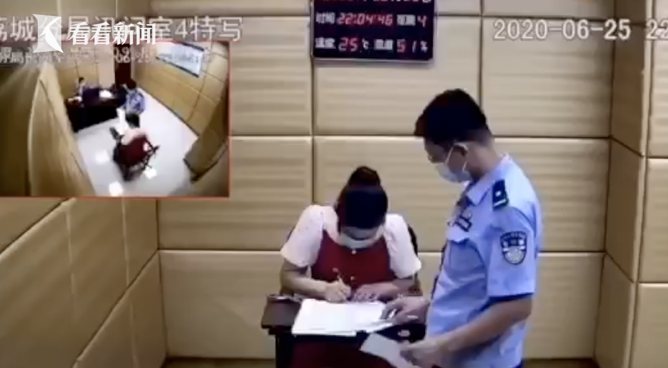 坐过站迁怒司机 女子抢夺方向盘：没乘客我才拉