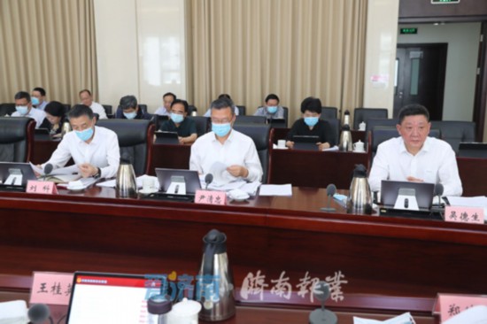 孙述涛主持召开市政府常务会议 研究加快推进新能源汽车充电基础设施建设等工作