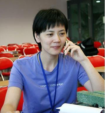 从央视名嘴到阶下囚，43沈冰岁显尽沧桑令人惋惜