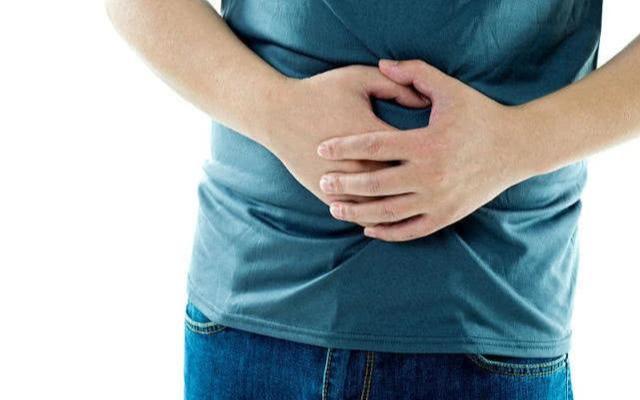 直立疼、弯腰不疼,居然是急性胰腺炎