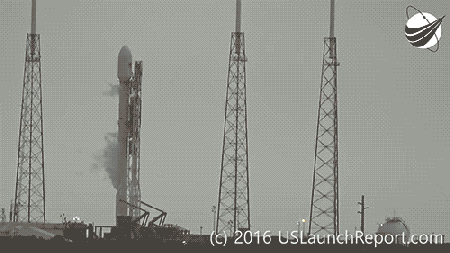 征服太空的亿万富翁背后,别人家的妈妈从未让我失望