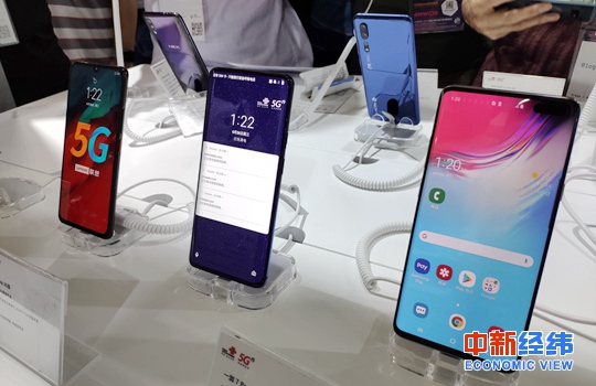 5G手机普及战打响！价格降至1500元、靠设计圈粉