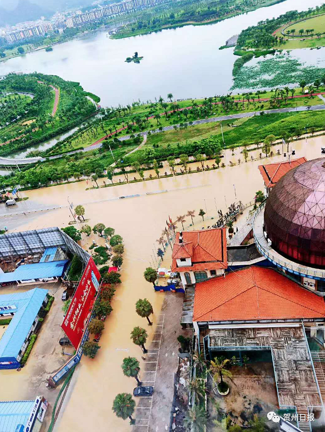 河池昨发生山体滑坡,两人遇难!暴雨已致广西30余万人口受灾!休闲区蓝鸢梦想 - Www.slyday.coM 河池昨发生山体滑坡,两人遇难!暴雨已致广西30余万人口受灾!休闲区蓝鸢梦想 - Www.slyday.coM