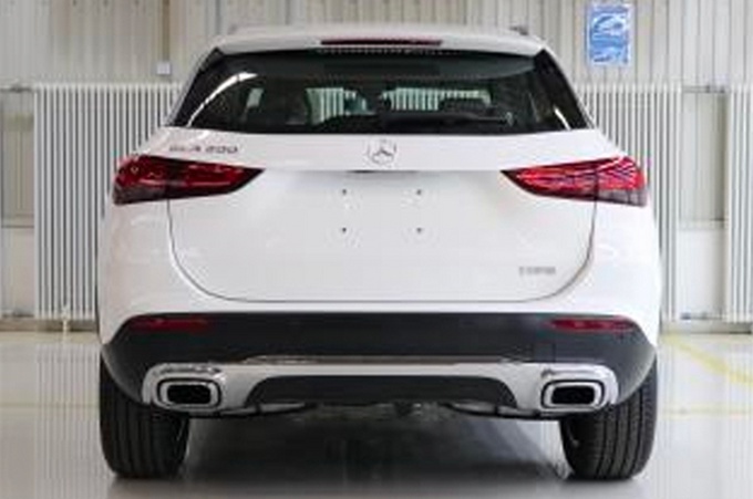 买X2、Q3的等等,奔驰新GLA来了,油耗超低,一公里只要3毛钱