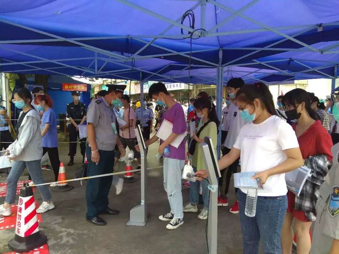 池州市:“七个最严”守牢汛情中的高考战线