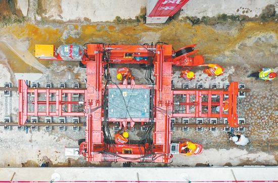 地铁|国内“最快地铁” 广州地铁十八号线开始铺轨啦