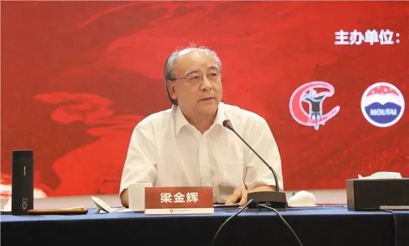 梁金辉董事长_王集中学梁金辉照片(3)