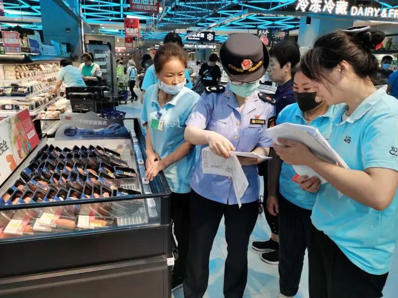 上海全面排查涉事厄瓜多尔白虾,盒马、叮咚买菜等超市电商回应来了→