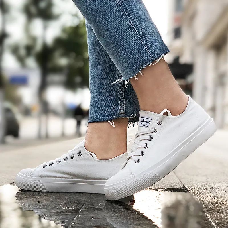 王妃怀孕都在穿的小白鞋,防泼水超耐脏,走路像踩在云朵上休闲区蓝鸢梦想 - Www.slyday.coM 王妃怀孕都在穿的小白鞋,防泼水超耐脏,走路像踩在云朵上休闲区蓝鸢梦想 - Www.slyday.coM