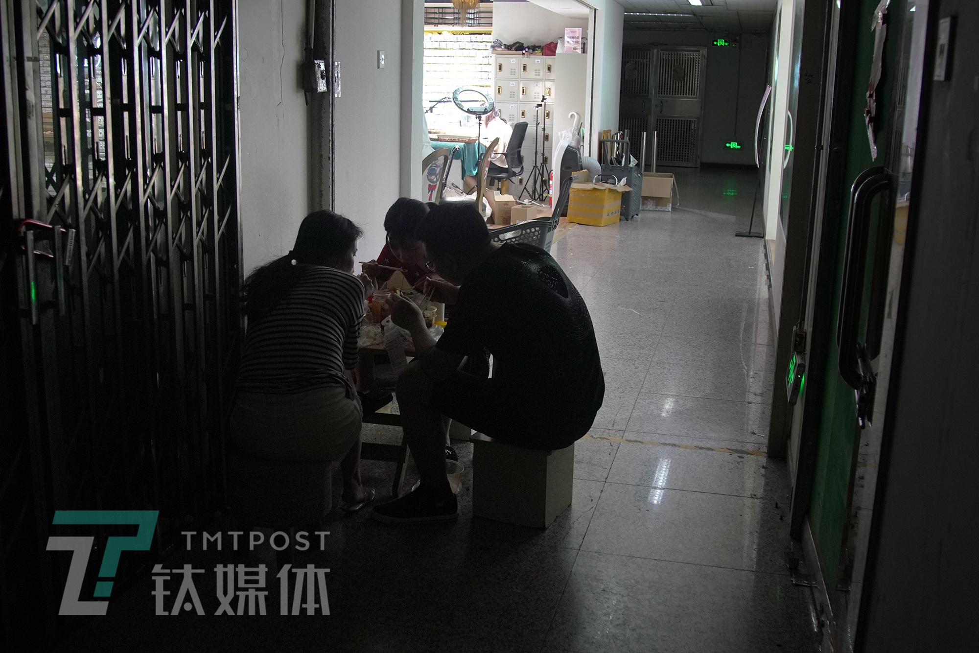 首饰直播间入口 2769-iwhseit5326702.jpg