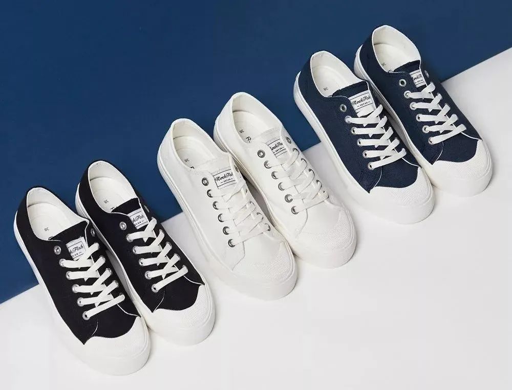 王妃怀孕都在穿的小白鞋,防泼水超耐脏,走路像踩在云朵上休闲区蓝鸢梦想 - Www.slyday.coM 王妃怀孕都在穿的小白鞋,防泼水超耐脏,走路像踩在云朵上休闲区蓝鸢梦想 - Www.slyday.coM