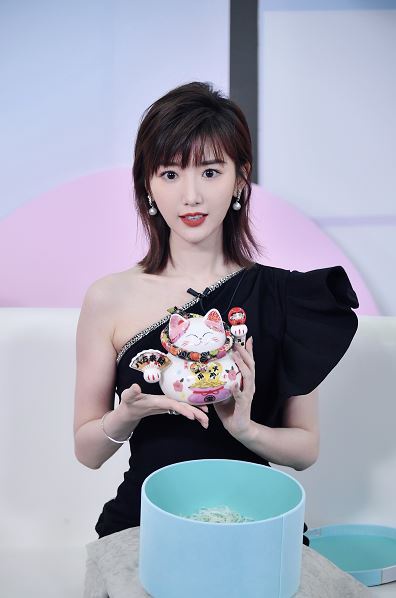 30+姐姐乘风破浪不止在综艺,江疏影童瑶毛晓彤新剧诠释女性自我觉醒