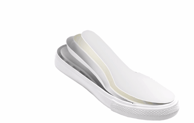 王妃怀孕都在穿的小白鞋,防泼水超耐脏,走路像踩在云朵上休闲区蓝鸢梦想 - Www.slyday.coM 王妃怀孕都在穿的小白鞋,防泼水超耐脏,走路像踩在云朵上休闲区蓝鸢梦想 - Www.slyday.coM