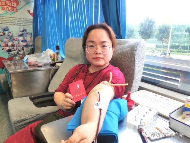 高考过后，我们献血去！潍坊一中高三师生高考结束直奔采血车