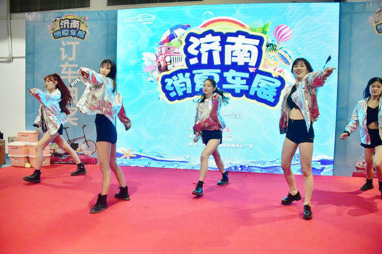 雨后清凉天,逛车展正当时
