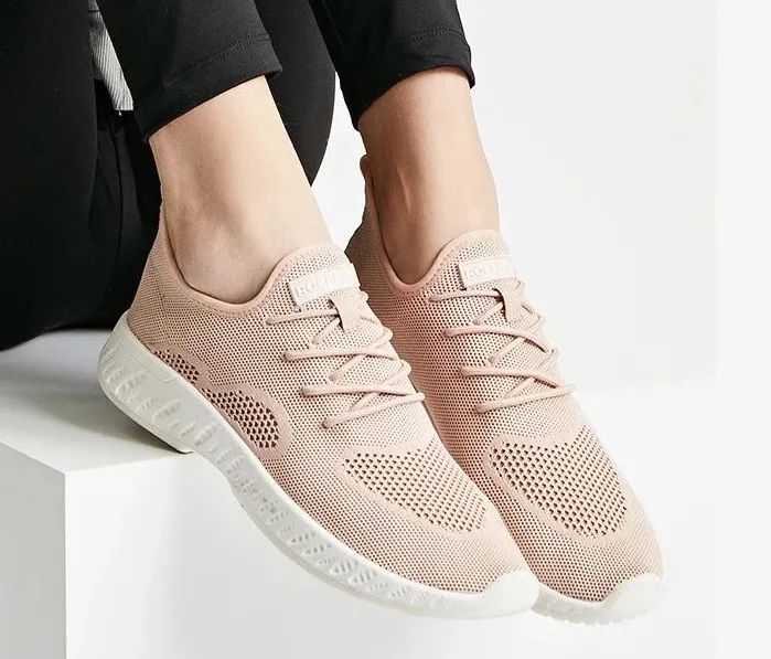 王妃怀孕都在穿的小白鞋,防泼水超耐脏,走路像踩在云朵上休闲区蓝鸢梦想 - Www.slyday.coM 王妃怀孕都在穿的小白鞋,防泼水超耐脏,走路像踩在云朵上休闲区蓝鸢梦想 - Www.slyday.coM