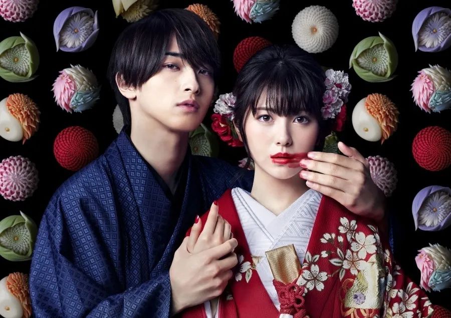 浜边美波和横浜流星主演的《我们有点不对劲》剧照来了 和风之美引人注目 !