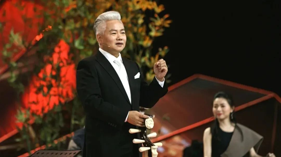 在B站“火出圈”的音乐老顽童,不止会“炫技”