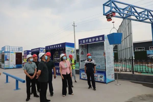 张晓清深入山西省中西医结合医院晋中院区建设工地一线包联帮扶重点项目建设