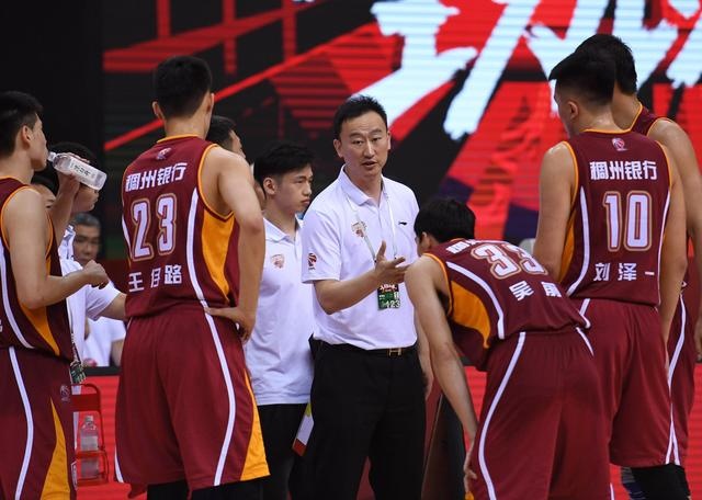 视频丨CBA复赛第二阶段:浙江稠州银行战胜吉林九台农商银行