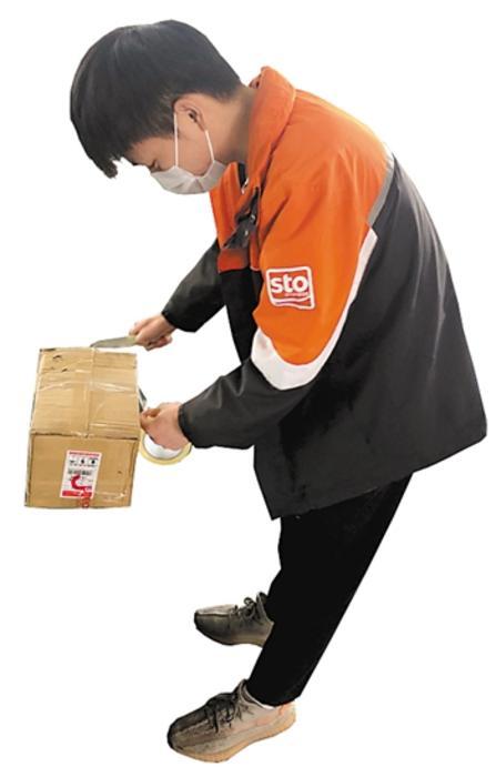 获评杭州高层次人才的快递小哥：能一眼挑出禁