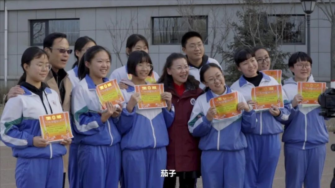 市井雄心丨从做企业到做教育,他说:我愿意!