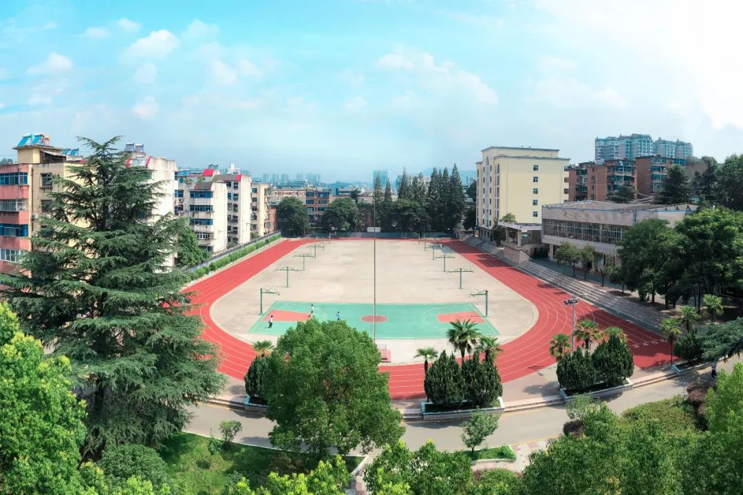 好消息!十堰城区这所75年历史的公办寄宿学校,全免费!现开始招生