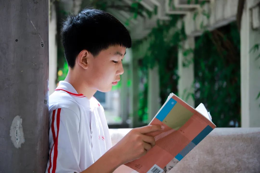 好消息!十堰城区这所75年历史的公办寄宿学校,全免费!现开始招生