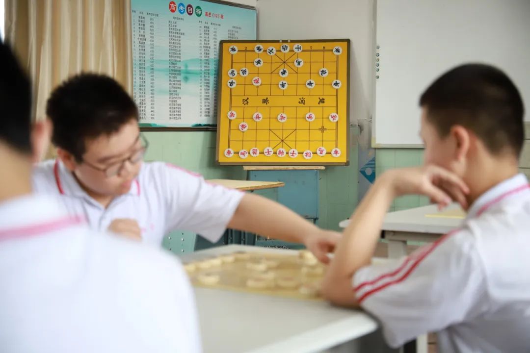 好消息!十堰城区这所75年历史的公办寄宿学校,全免费!现开始招生