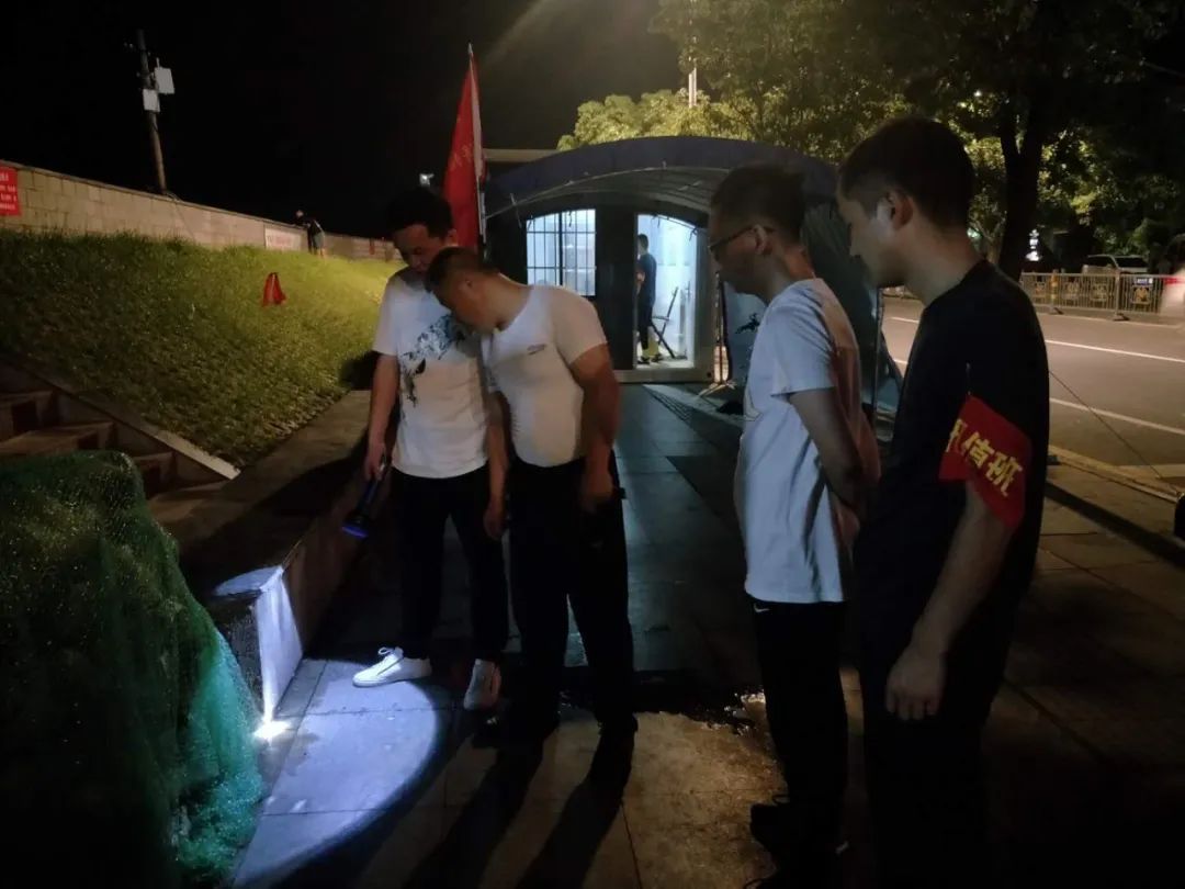 禁止任何船舶顶岸停泊!长江九江段实施水上交通管制