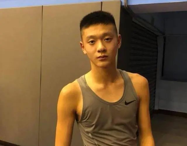 回顾!香港四大癫王:蓝洁瑛陈宝莲离世,洪朝丰出柜,蔡枫华胖到认不出