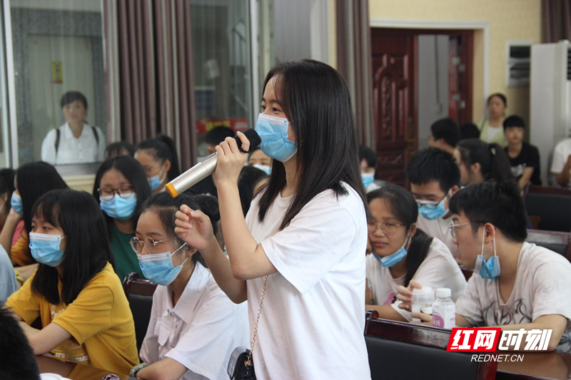 “领路计划”走进湘西,助贫困地区高考生圆“大学梦”