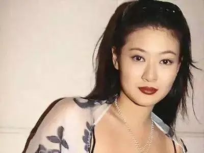回顾!香港四大癫王:蓝洁瑛陈宝莲离世,洪朝丰出柜,蔡枫华胖到认不出
