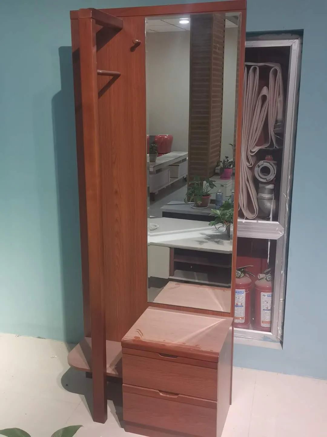 【惊讶】海原这家家私城全场亏本清仓!豪华沙发只卖一千多...只剩最后十天!