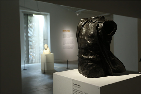 来上海油雕院典藏作品展,看淮海路街心花园的聂耳雕塑“背后的故事”