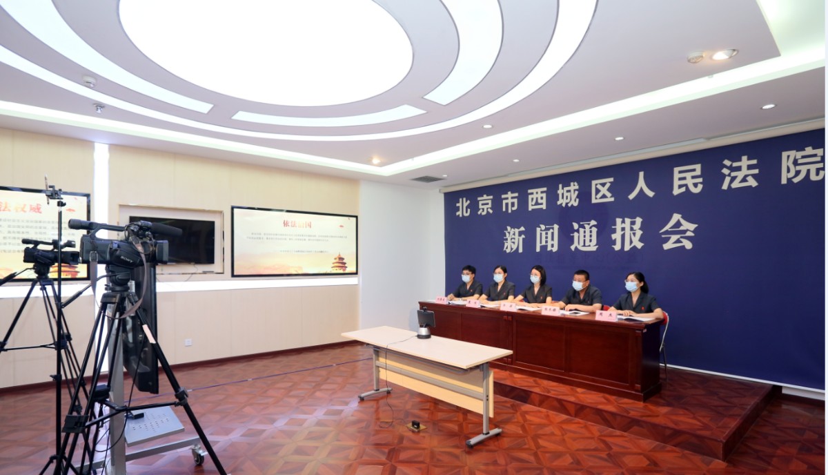 楼上漏水楼下被泡，受损方为何也要担责？法官