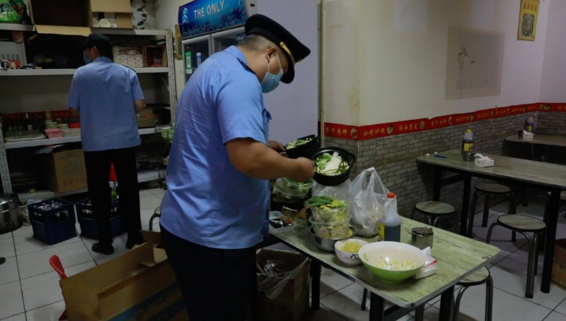 海淀突袭无证无照餐饮,查封关停4家小餐馆