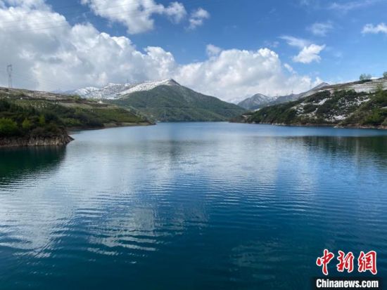 图为青海省境内的河湖生态系统。(资料图) 青海省水利厅 供图