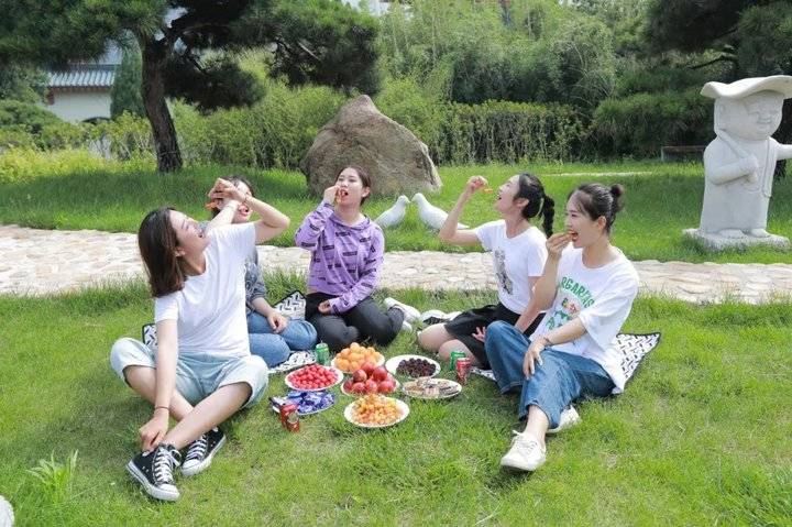 假如你问我为何去龙口南山,我会说…