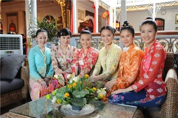 《小娘惹》演员现状:戚玉武白薇秀结缘?他两像吃防腐剂