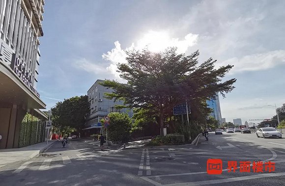 远洋滨海大厦的“尴尬”:回迁房中卖公寓,产业“洼地”整售写字楼