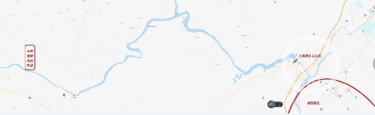 湖北恩施山体滑坡形成堰塞湖有溃坝风险，危险区居民已撤走